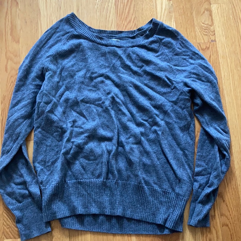 Gray sweater